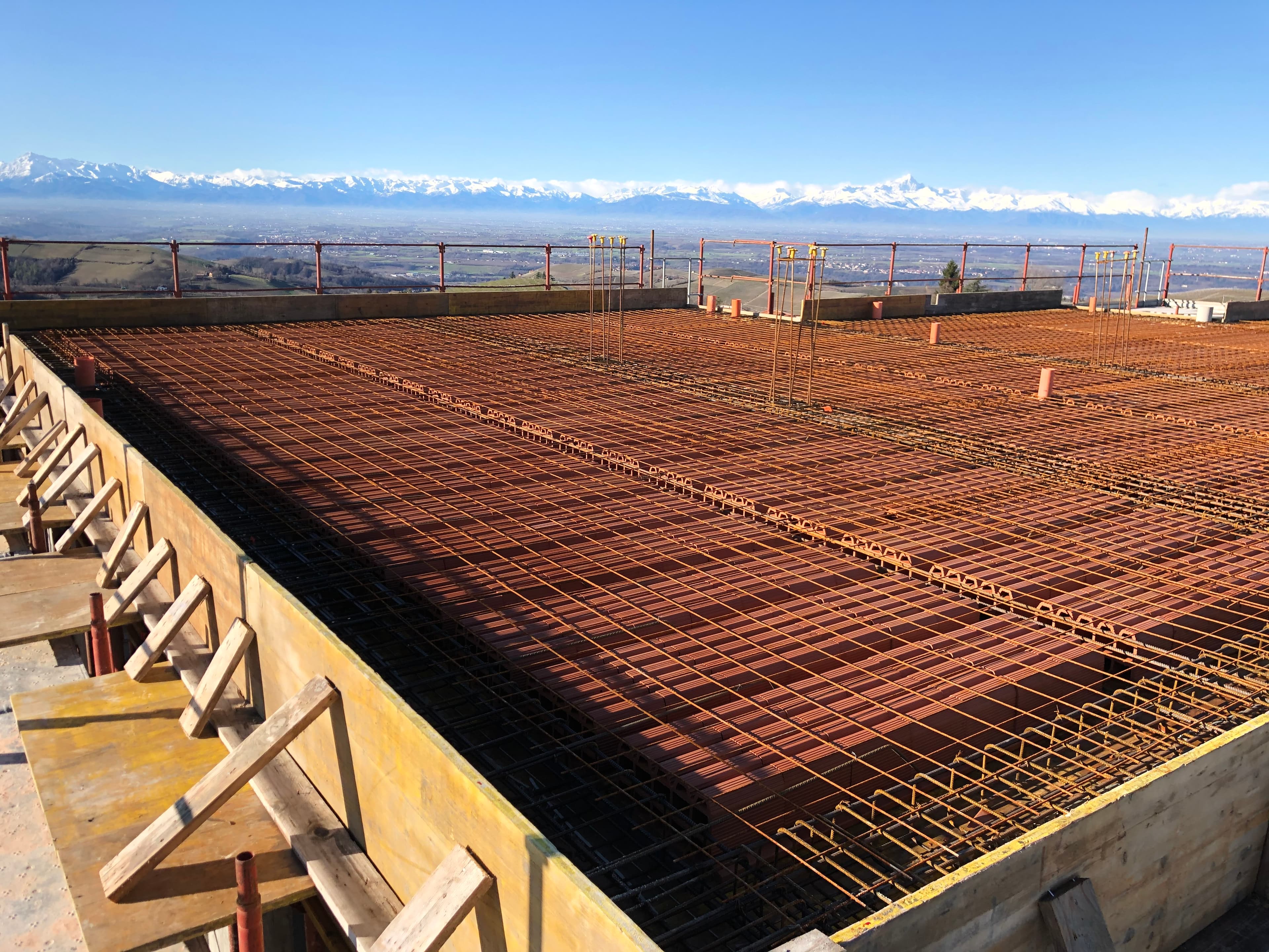 Fondazioni e base strutturale in calcestruzzo